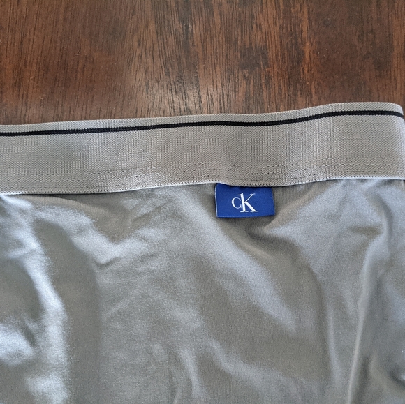 Calvin Klein CK One Microfiber Boxer Brief L - Picture 5 of 5